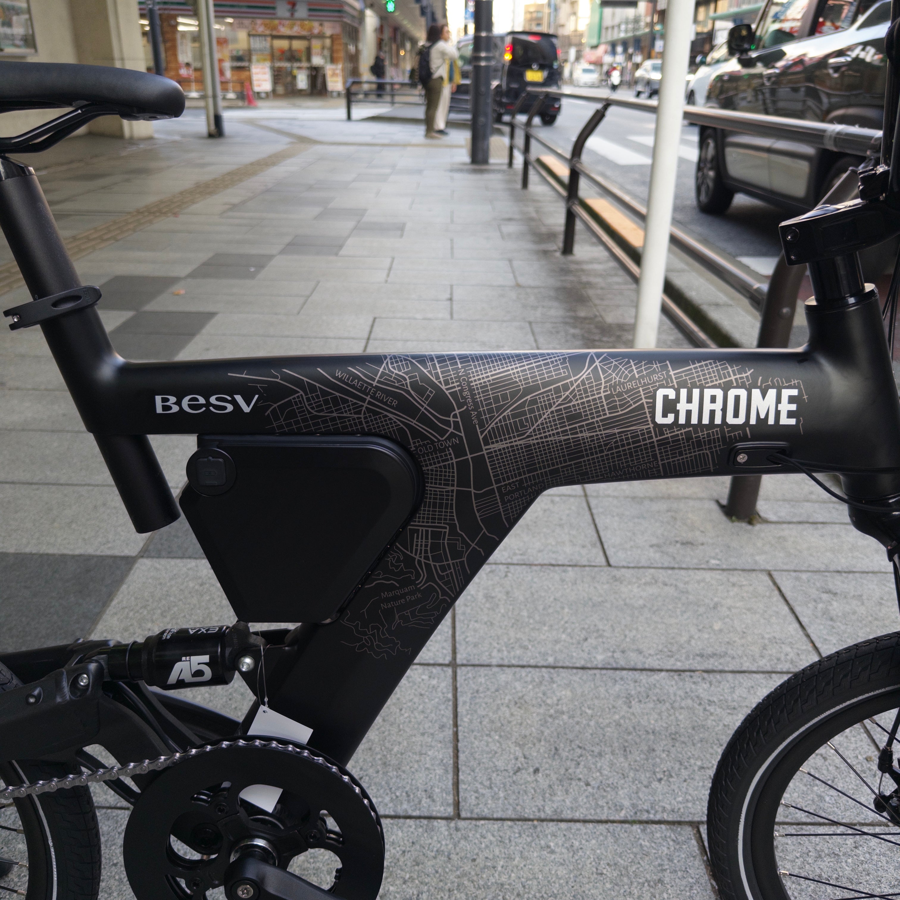 BESV/ BESV X CHROME  Limited Edtion