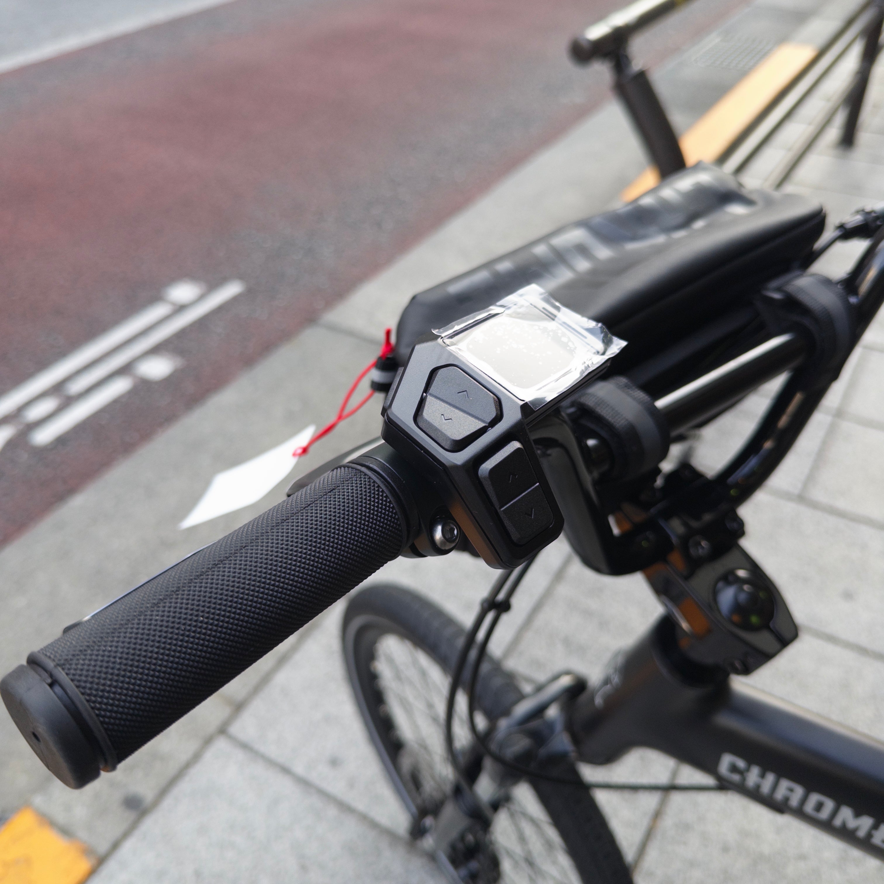 BESV/ BESV X CHROME  Limited Edtion