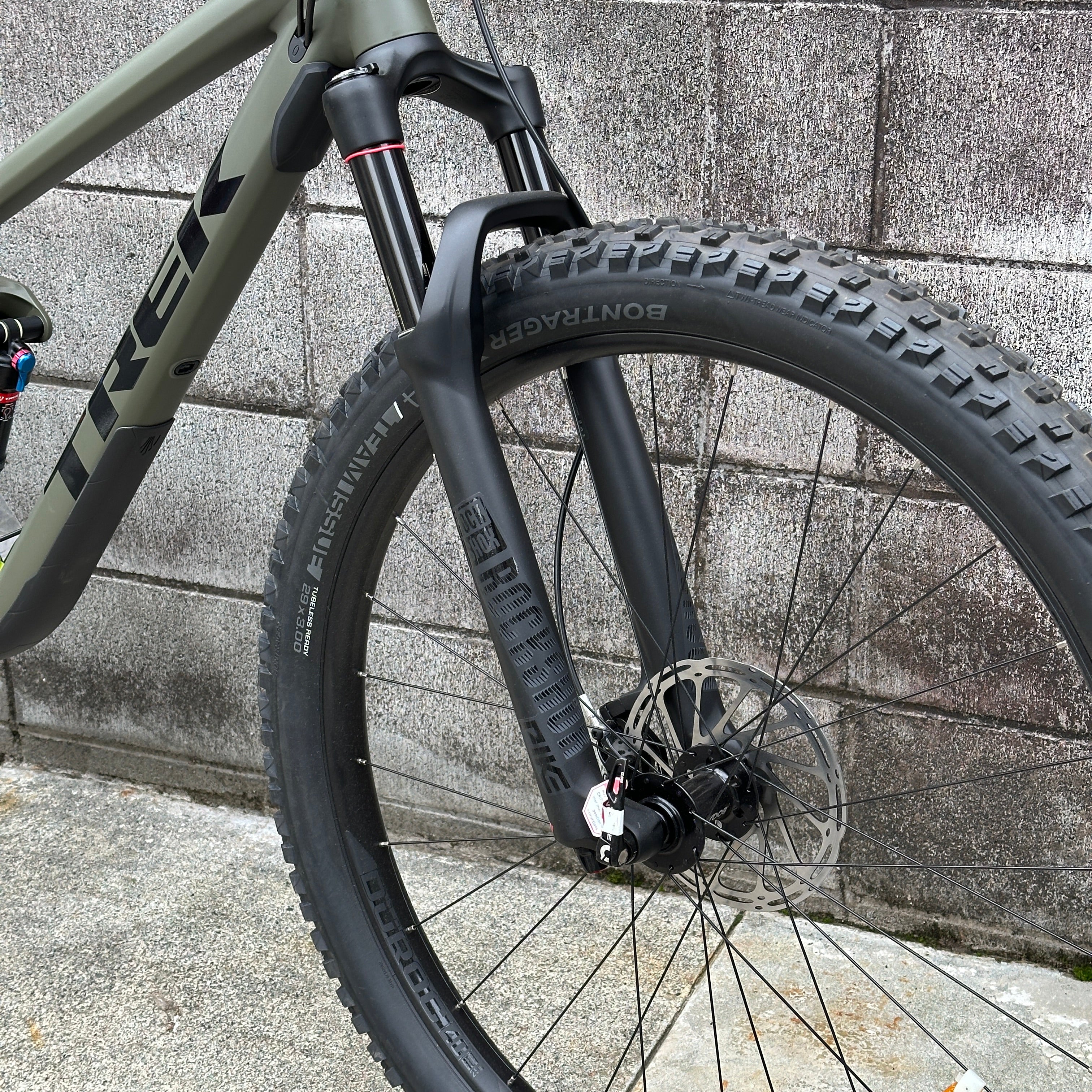 【店頭受取限定】TREK/ FULL STACHE8 (MY 2019)